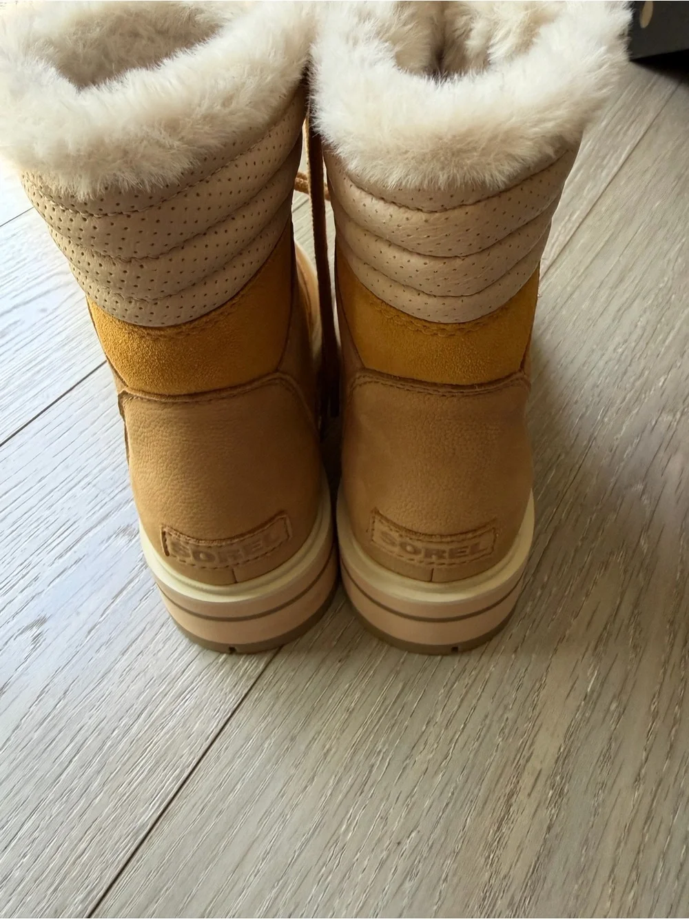 SOREL Women's Lennox Lace Cozy STKD waterproof boots size 7.5, New